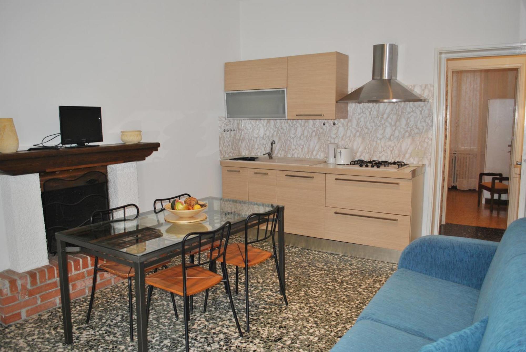 The Romantic Village House - Apartments With Lake View Colonno Luaran gambar