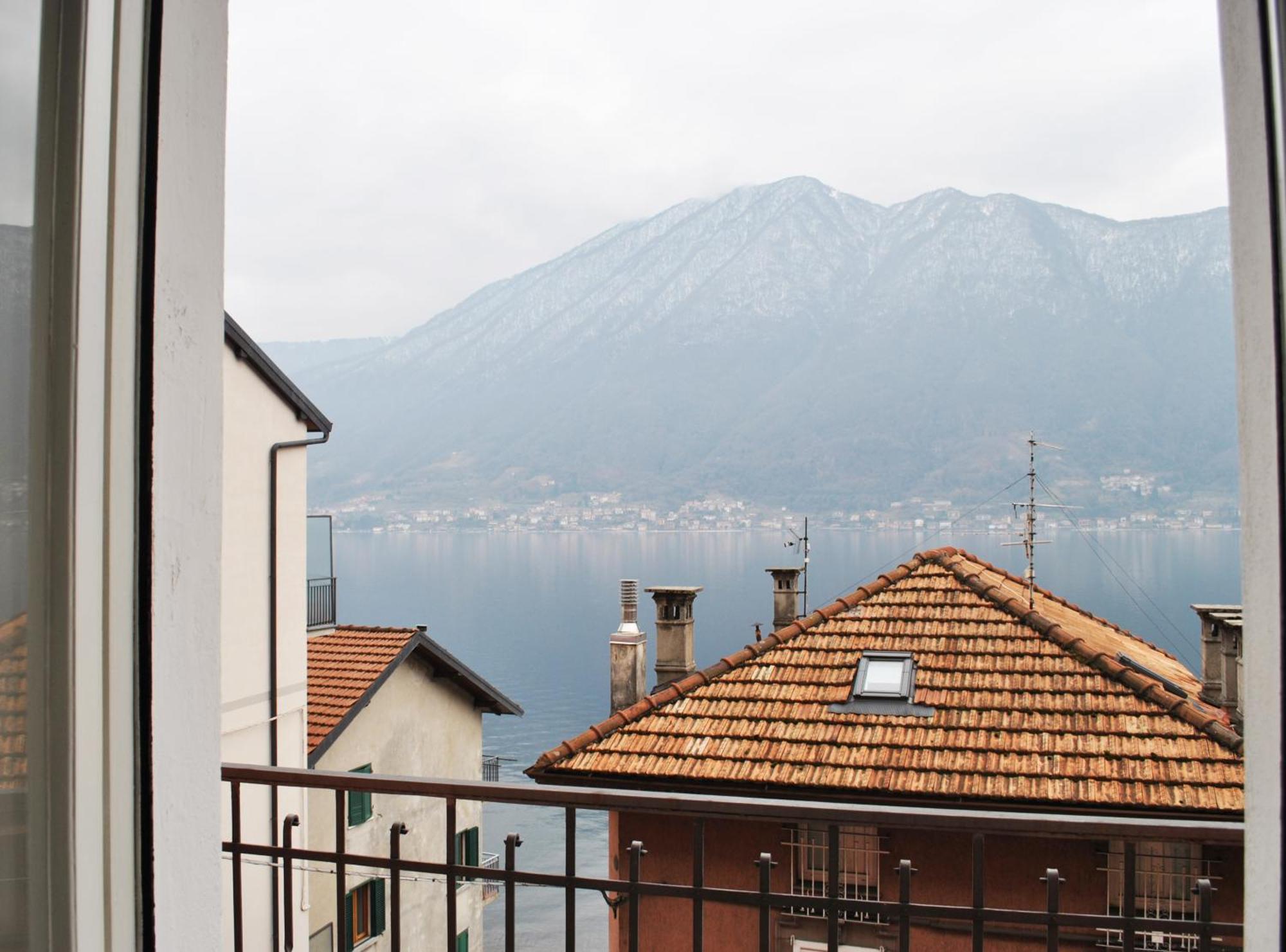 The Romantic Village House - Apartments With Lake View Colonno Luaran gambar